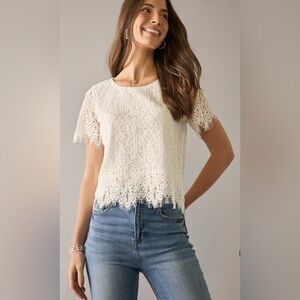 Mi Ami Clara Crewneck Short Sleeve Lace Blouse Top. Size M. NWT